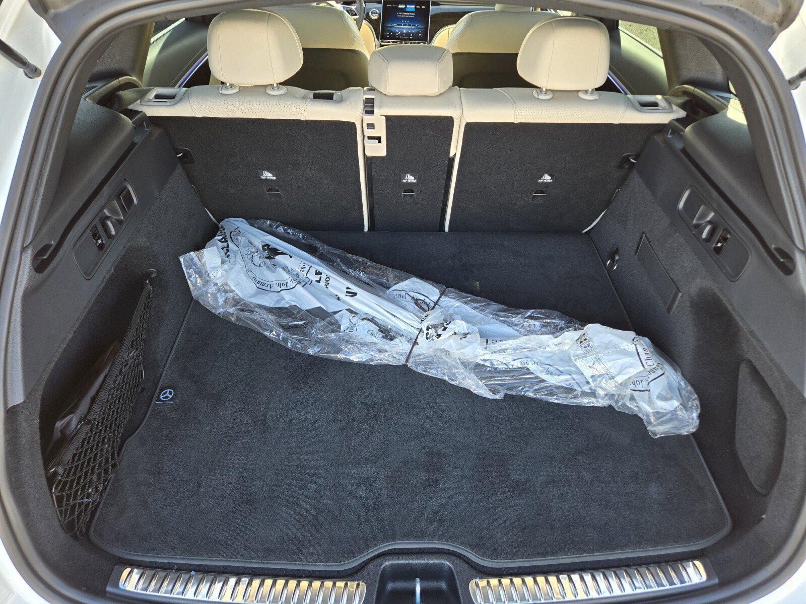 Used 2025 Mercedes-Benz GLC 300 GLC 300 image 14