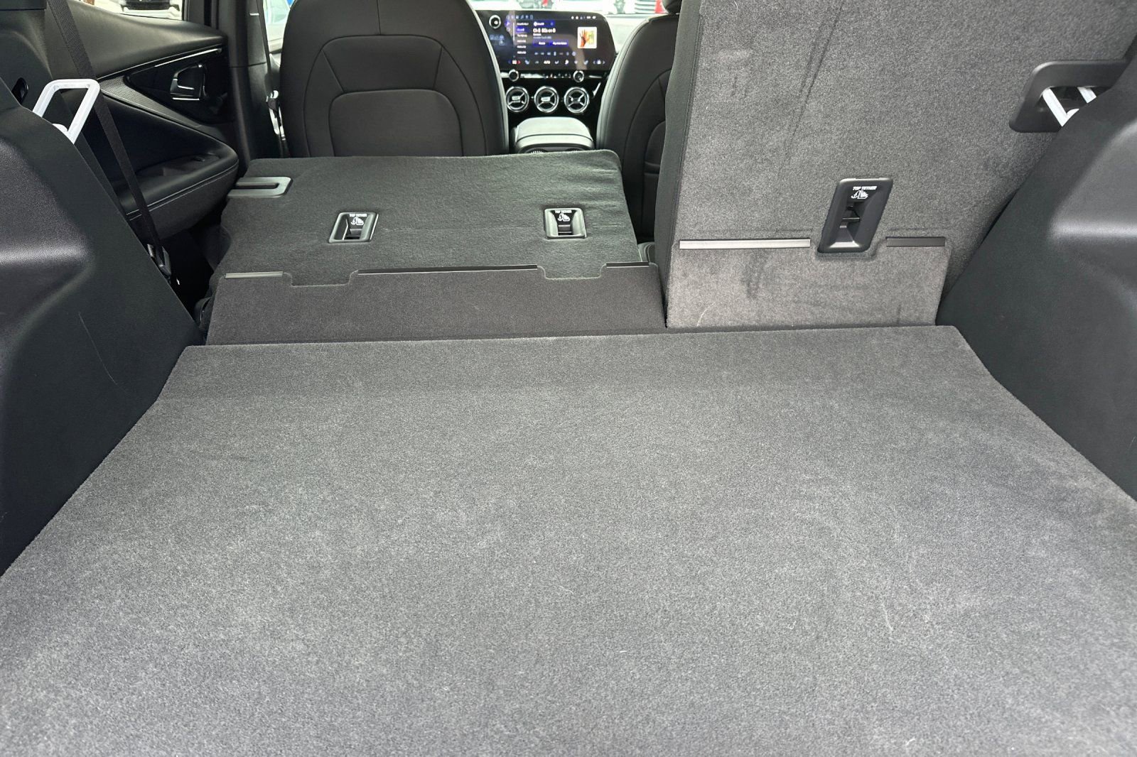 Used 2026 Chevrolet Blazer EV LT image 18