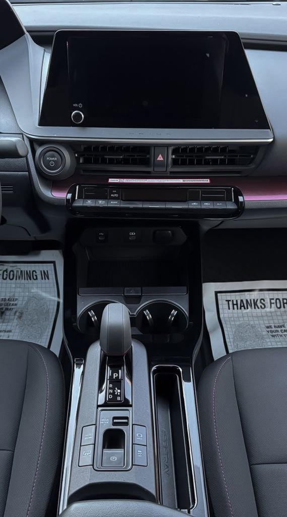 Used 2025 Toyota Prius Plug-In Hybrid image 17