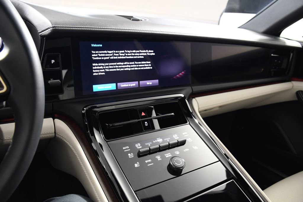 Used 2024 Porsche Panamera 4 AWD/4WD image 31
