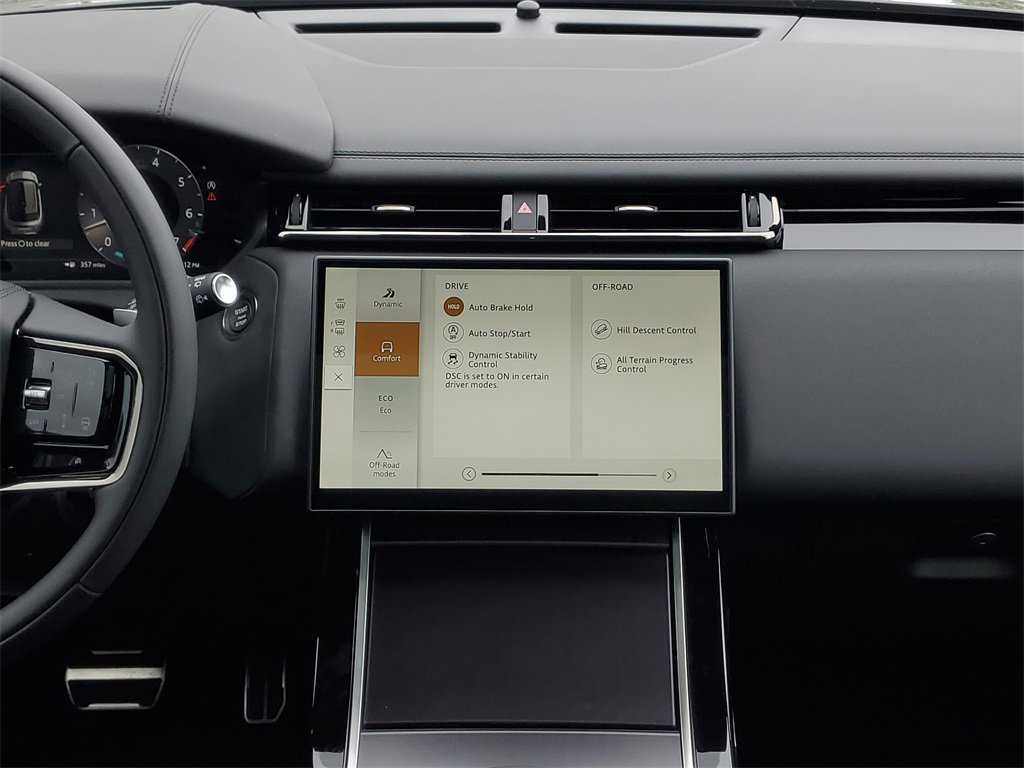 New 2026 Land Rover Range Rover Velar Dynamic SE image 30