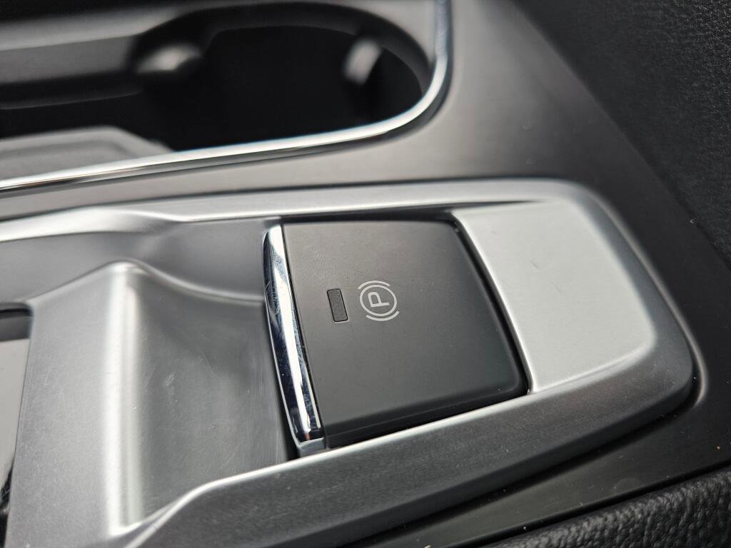 Used 2024 Subaru Ascent Limited w/ Technology Package image 35