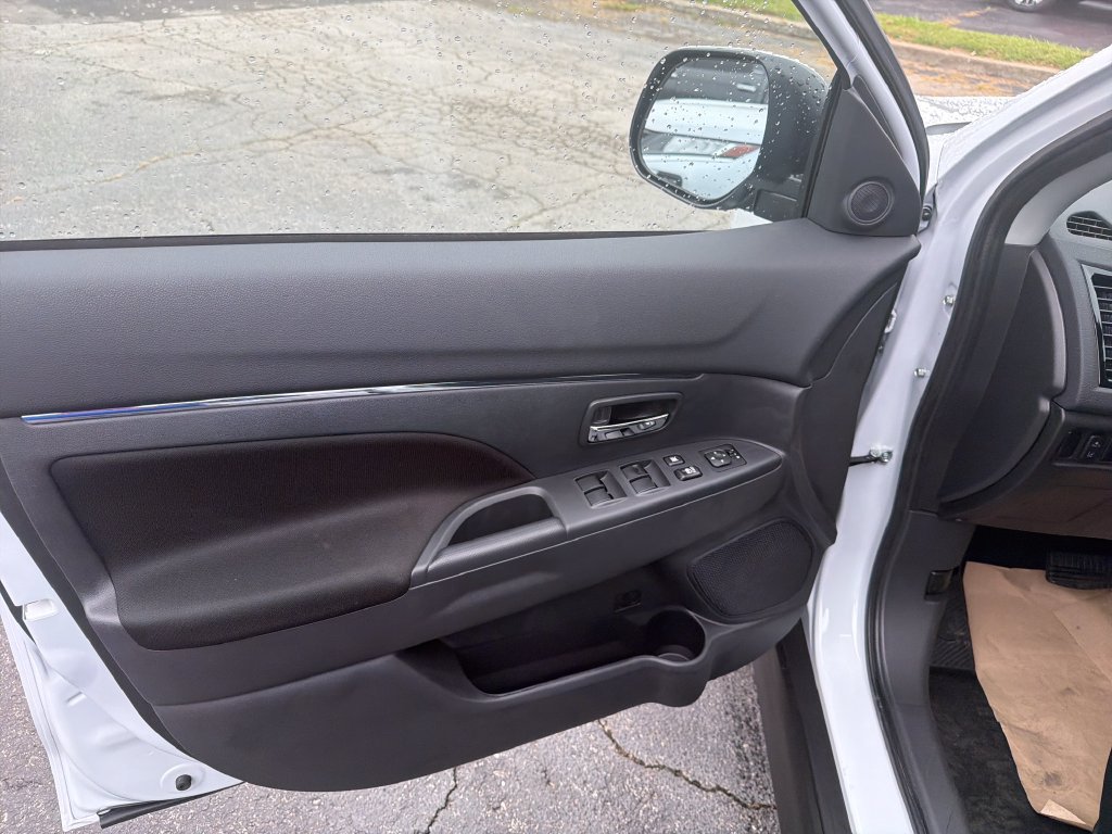 New 2027 Mitsubishi Outlander Sport ES AWD/4WD image 11