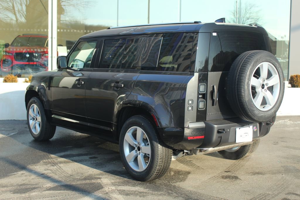 New 2026 Land Rover Defender 110 X-Dynamic SE AWD/4WD image 11