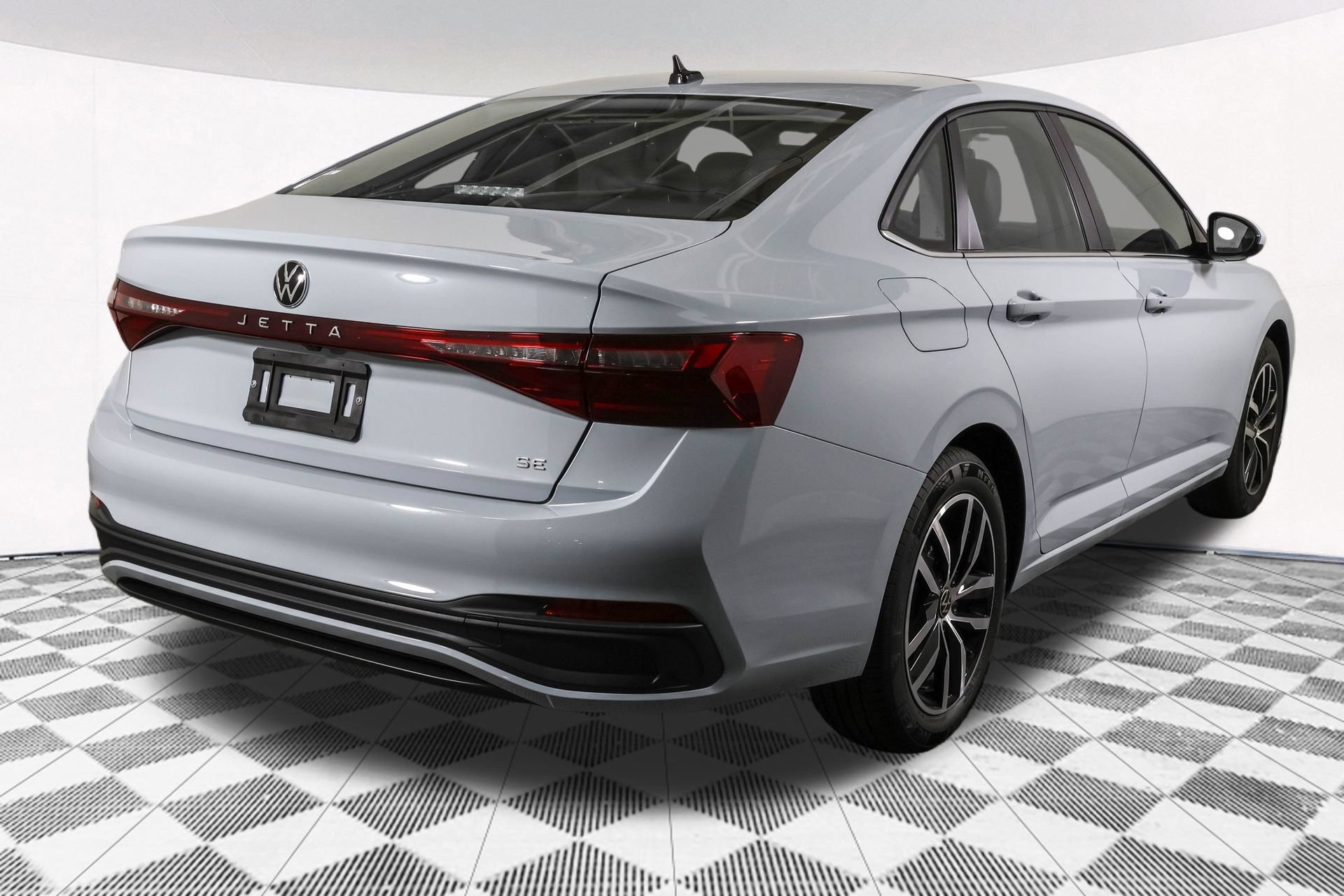 Used 2026 Volkswagen Jetta SE FWD image 13