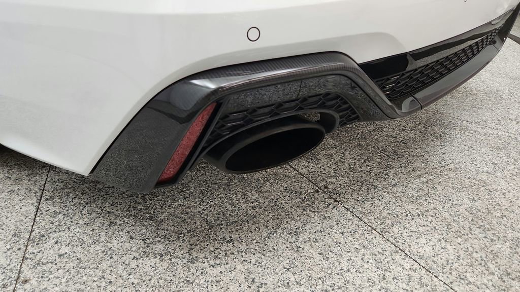 Used 2021 Audi RS 7 Sportback w/ Carbon Optic Package image 21