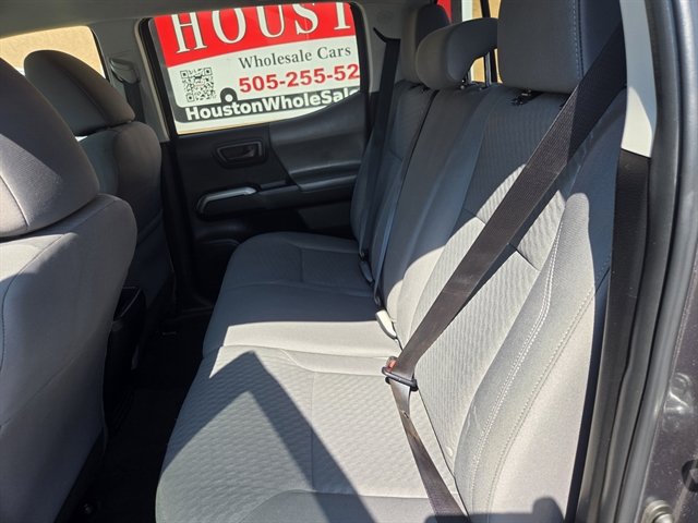 Used 2023 Toyota Tacoma SR5 w/ Technology Package AWD/4WD image 10