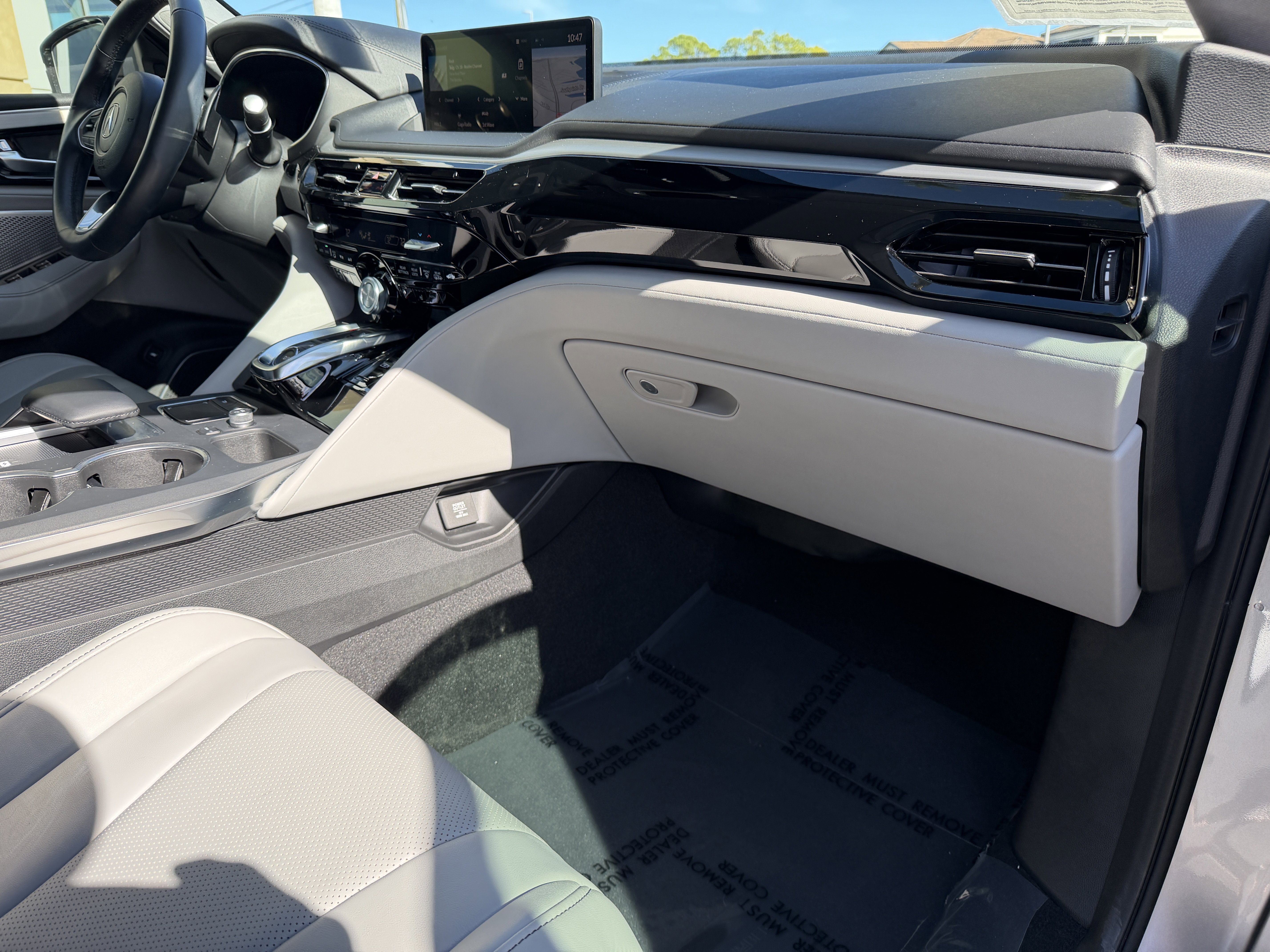 Used 2023 Acura MDX FWD w/ Technology Package image 12