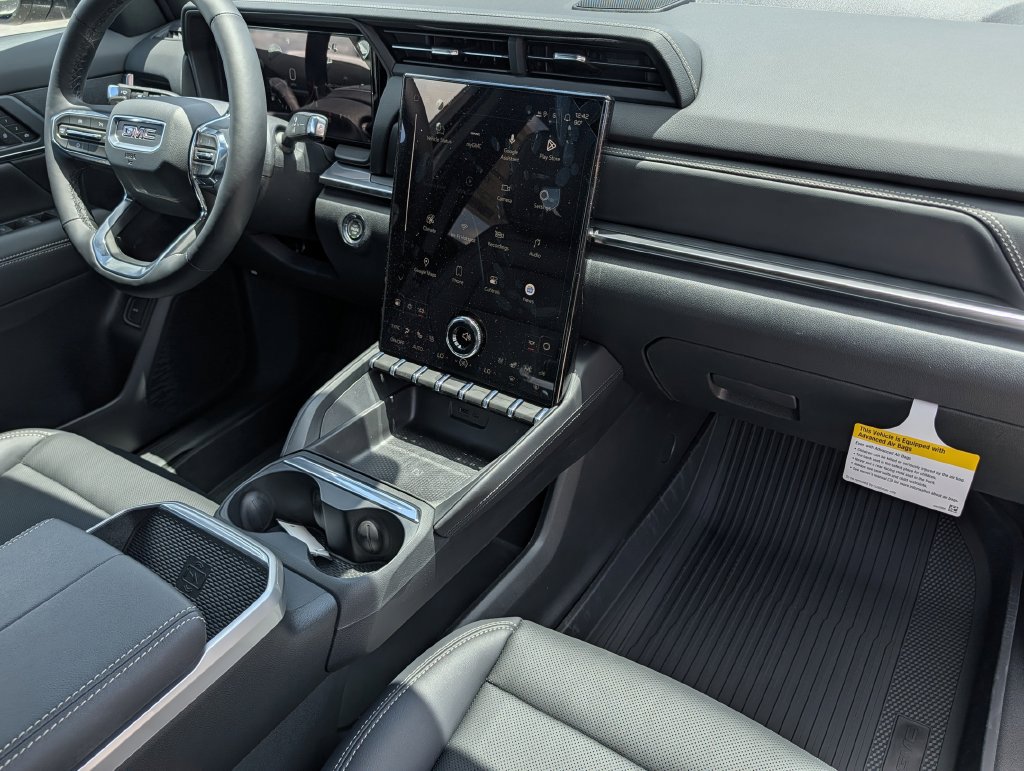 New 2027 GMC Terrain Elevation w/ Elevation Premium Package FWD image 32