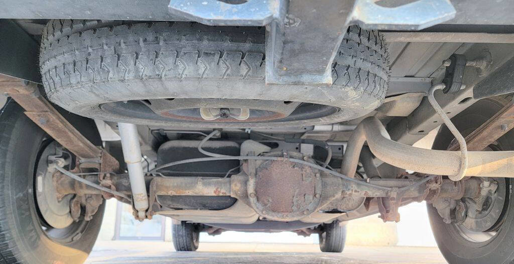 Used 2005 Chevrolet Astro Passenger image 23