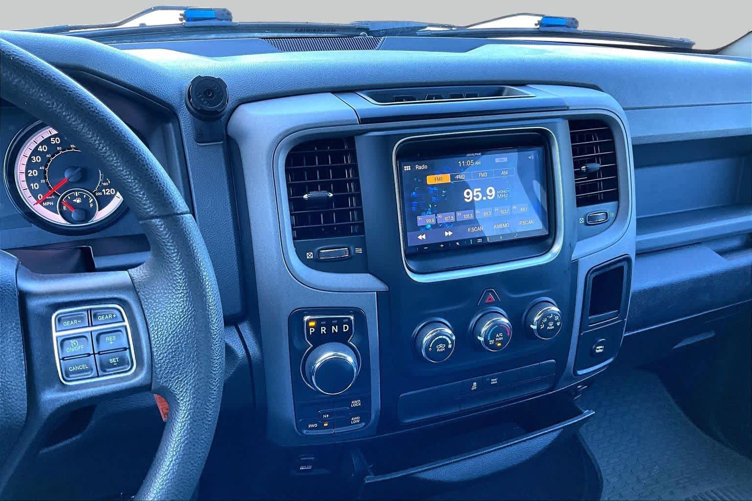 Used 2019 RAM 1500 Express AWD/4WD image 7