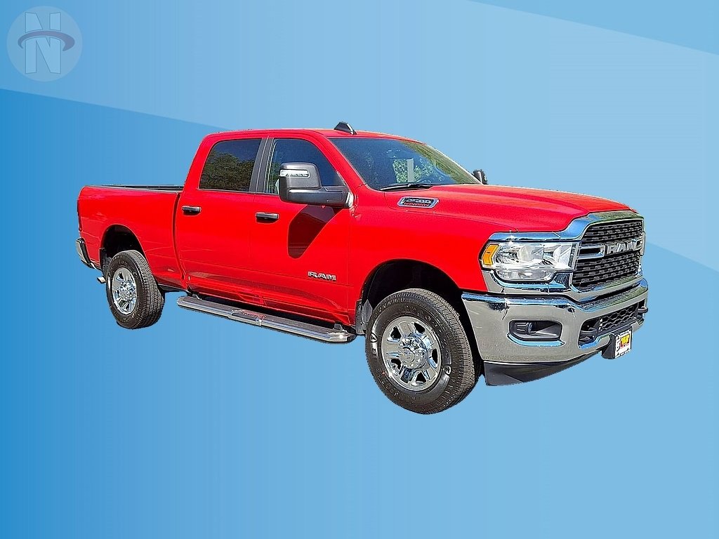 Used 2024 RAM 2500 Big Horn w/ Bed Utility Group AWD/4WD image 2