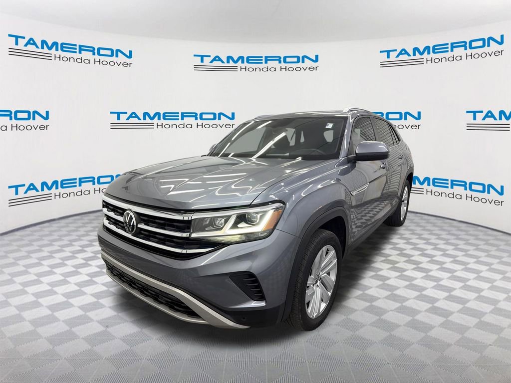 Used 2022 Volkswagen Atlas Cross Sport SE w/ Panoramic Sunroof Package