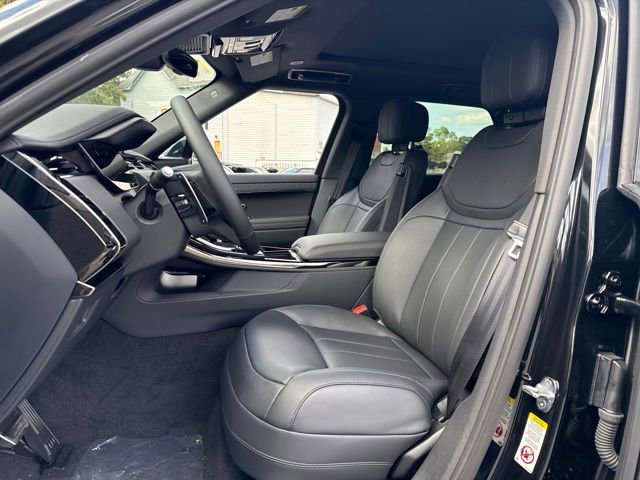 New 2025 Land Rover Range Rover Sport Dynamic SE image 9