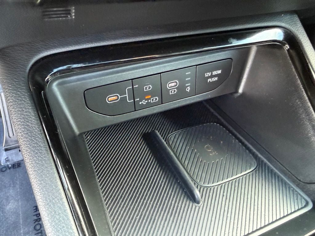 Used 2025 Kia K5 EX FWD image 33