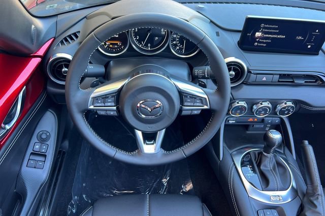 New 2025 MAZDA MX-5 Miata RF Grand Touring image 15