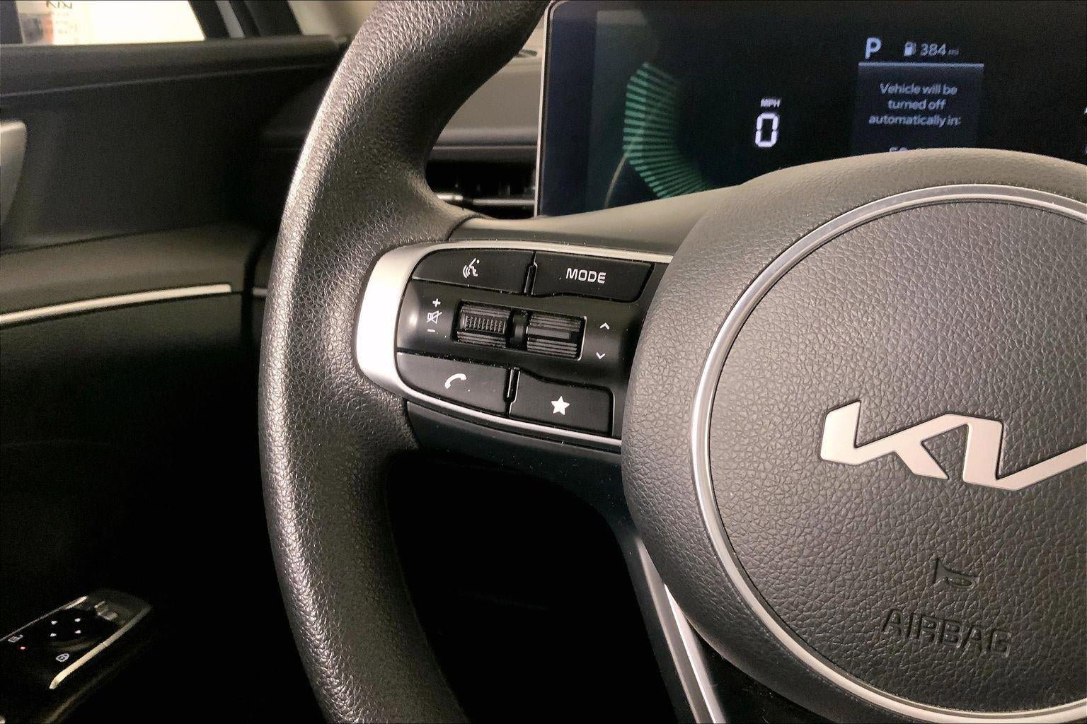 Used 2025 Kia K5 LXS FWD image 19