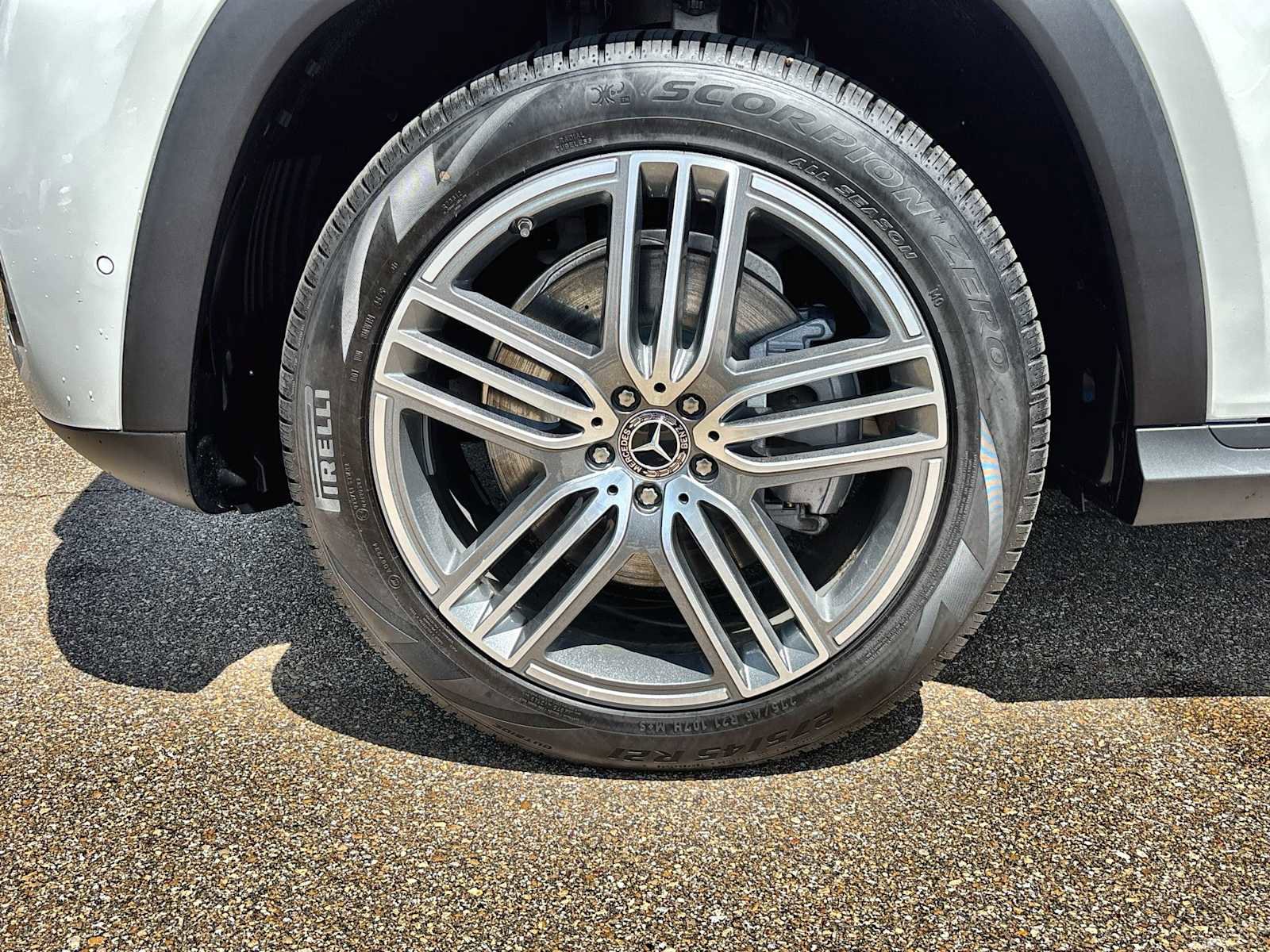 New 2026 Mercedes-Benz GLS 450 4MATIC image 14