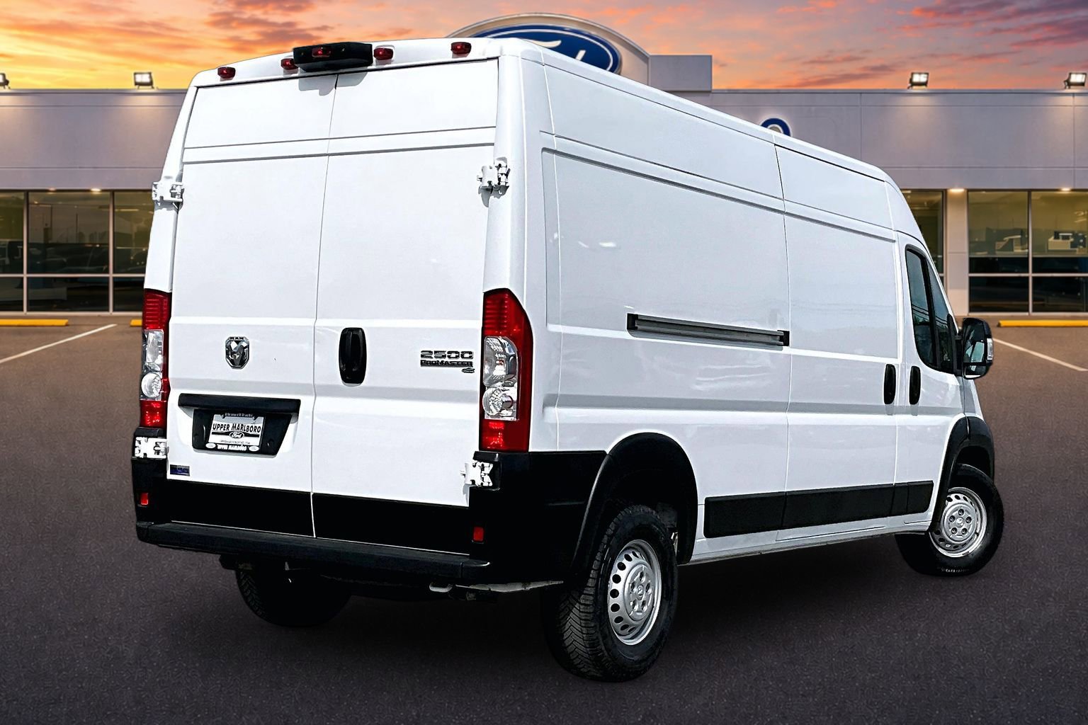 Used 2025 RAM ProMaster 2500 w/ Convenience Group FWD image 13