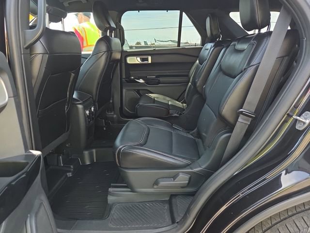 Used 2021 Ford Explorer ST w/ Equipment Group 401A AWD/4WD image 12