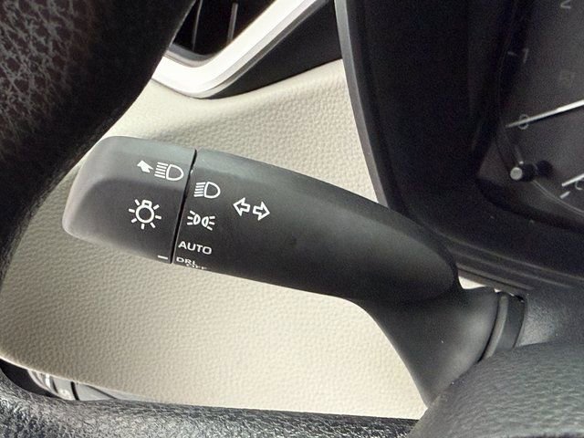 Used 2025 Toyota Corolla LE image 13