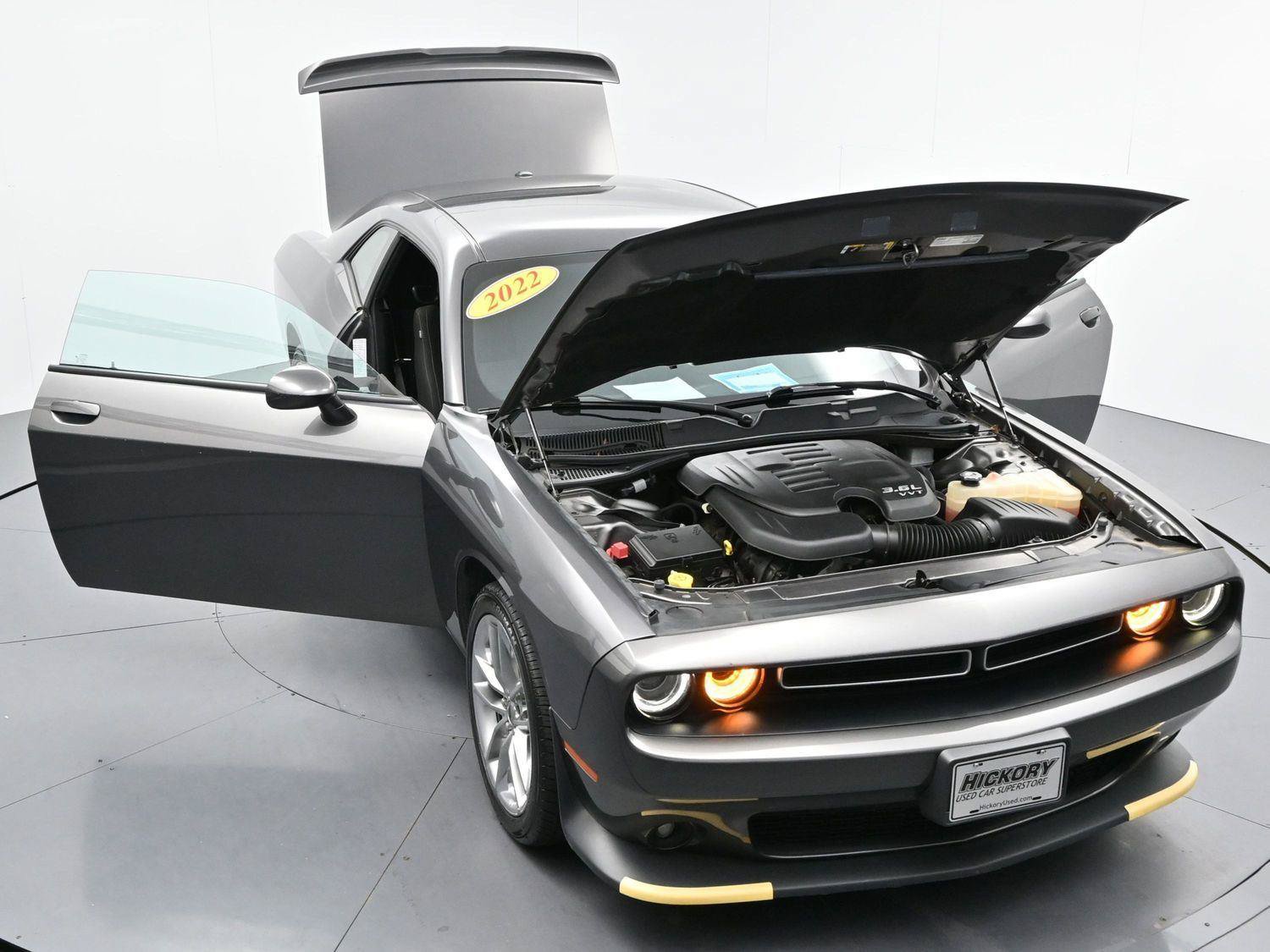 Used 2022 Dodge Challenger GT AWD/4WD image 41