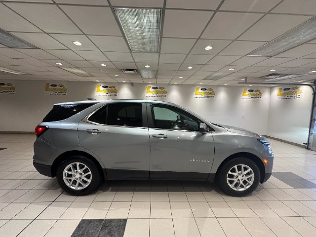 Used 2024 Chevrolet Equinox LT AWD/4WD image 3