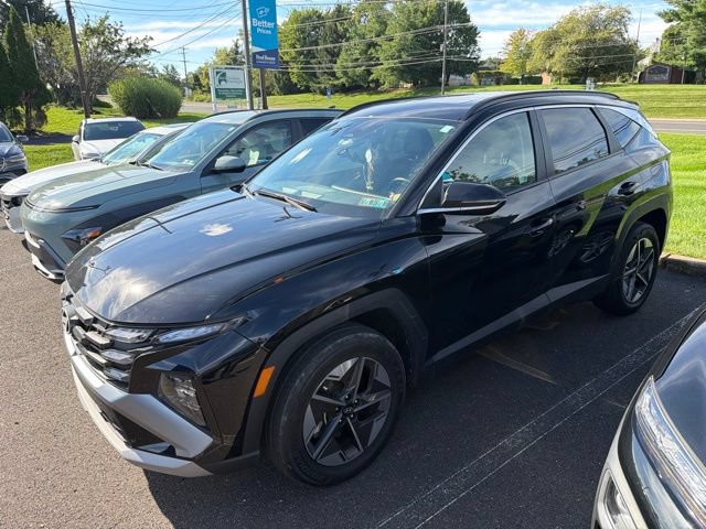 Certified 2025 Hyundai Tucson SEL AWD/4WD image 3