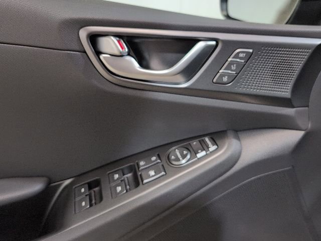 Used 2022 Hyundai Ioniq Limited image 19