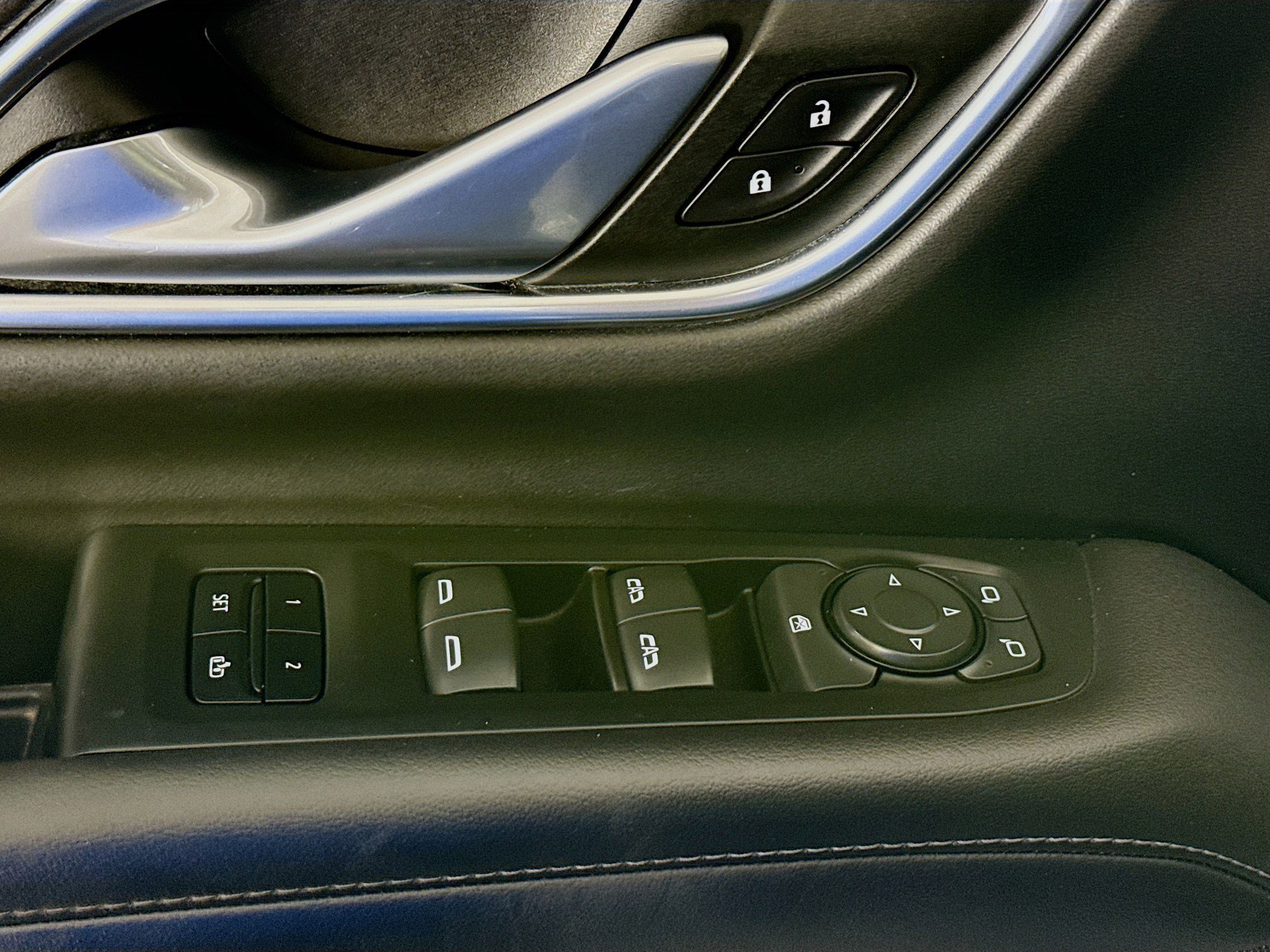 Used 2022 Chevrolet Tahoe LT AWD/4WD image 24