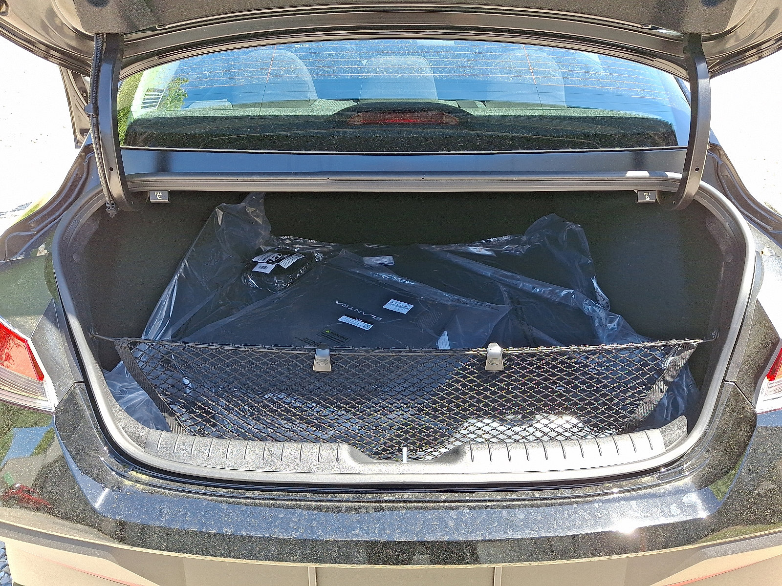 New 2025 Hyundai Elantra SE image 19