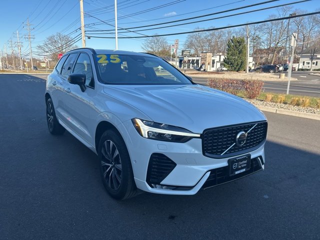 Certified 2025 Volvo XC60 B5 Plus image 6