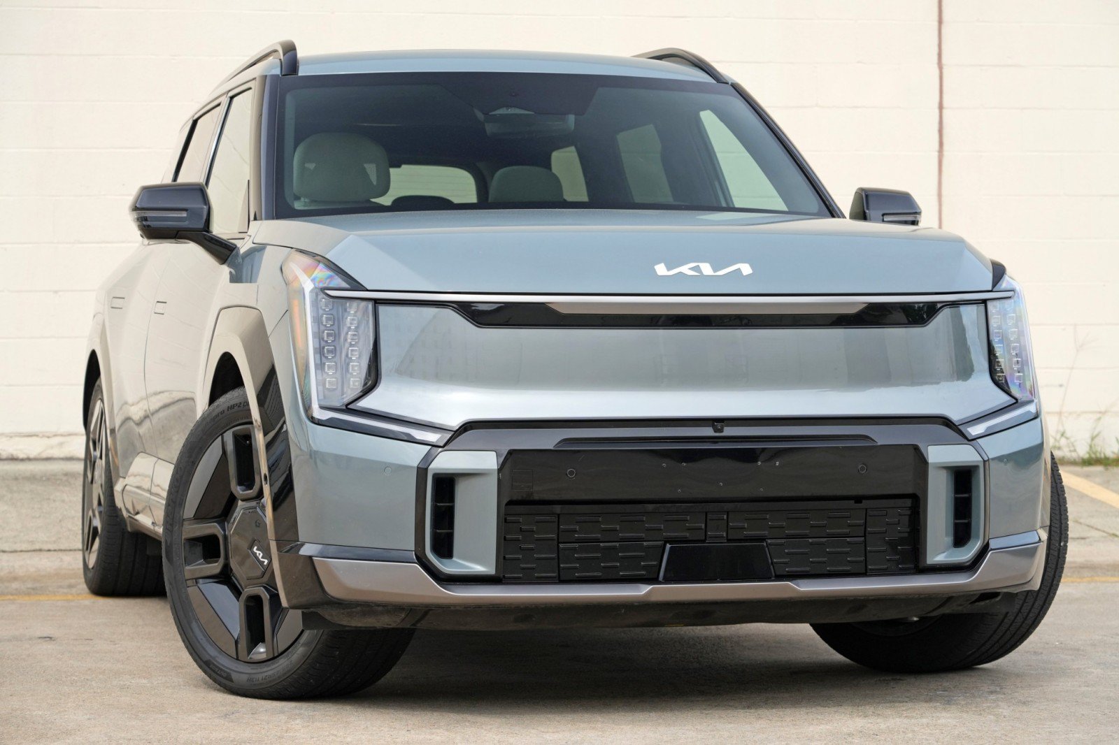 Used 2024 Kia EV9 GT-Line AWD/4WD image 4