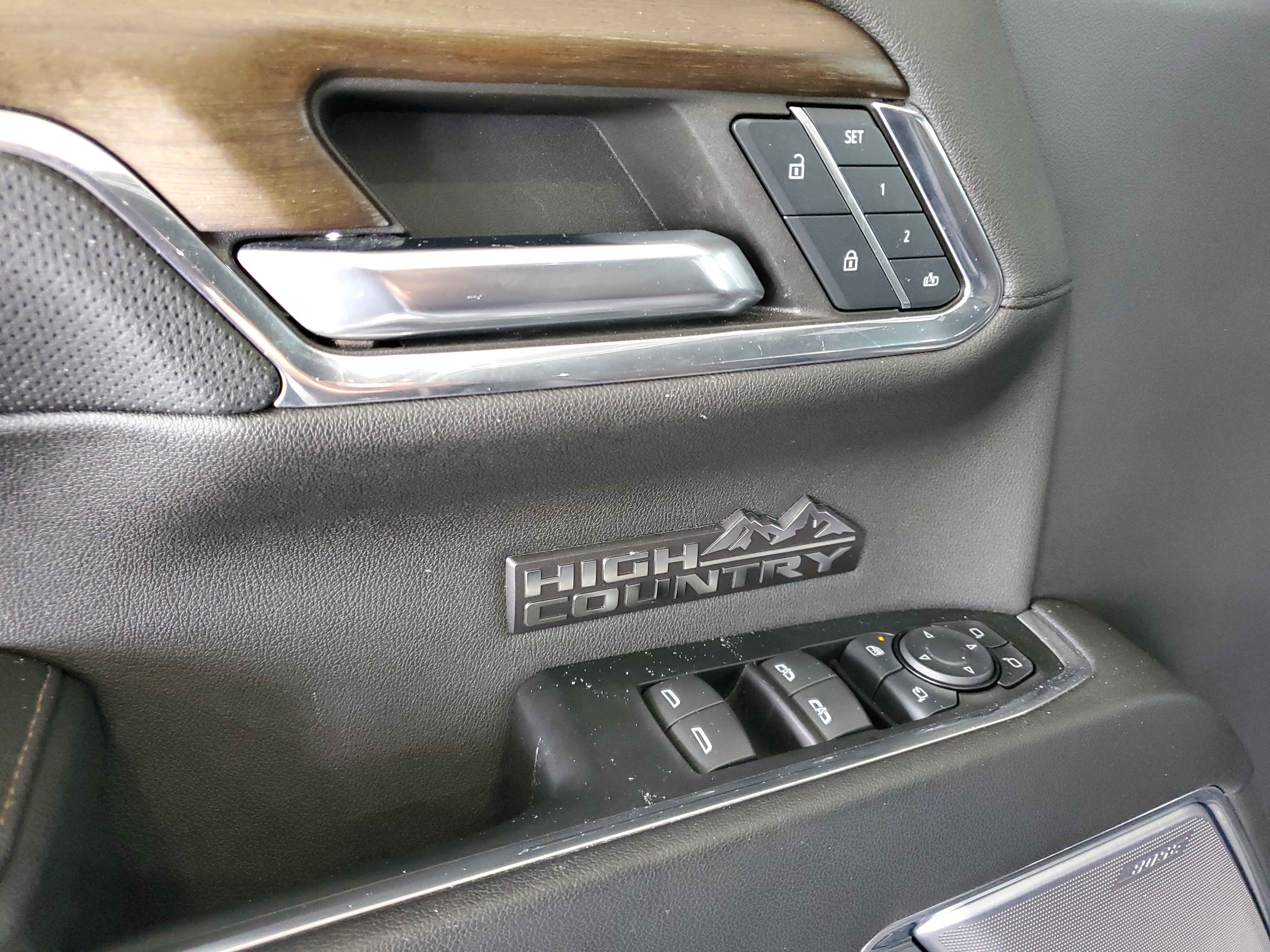 Used 2024 Chevrolet Silverado 1500 High Country AWD/4WD image 16