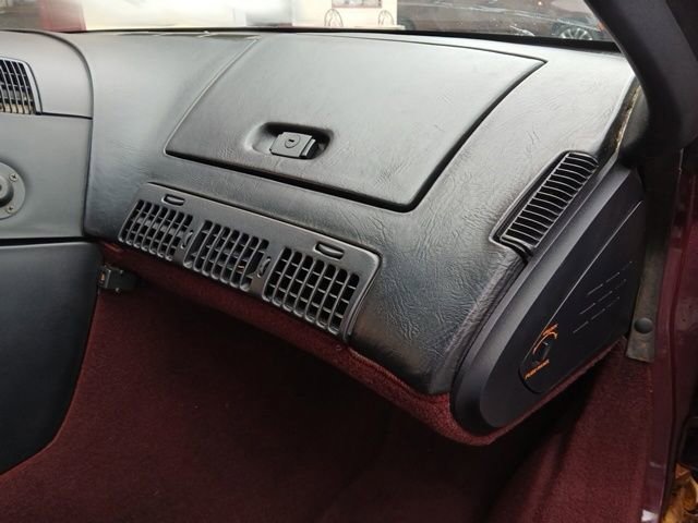 Used 1993 Chevrolet Corvette Convertible image 24