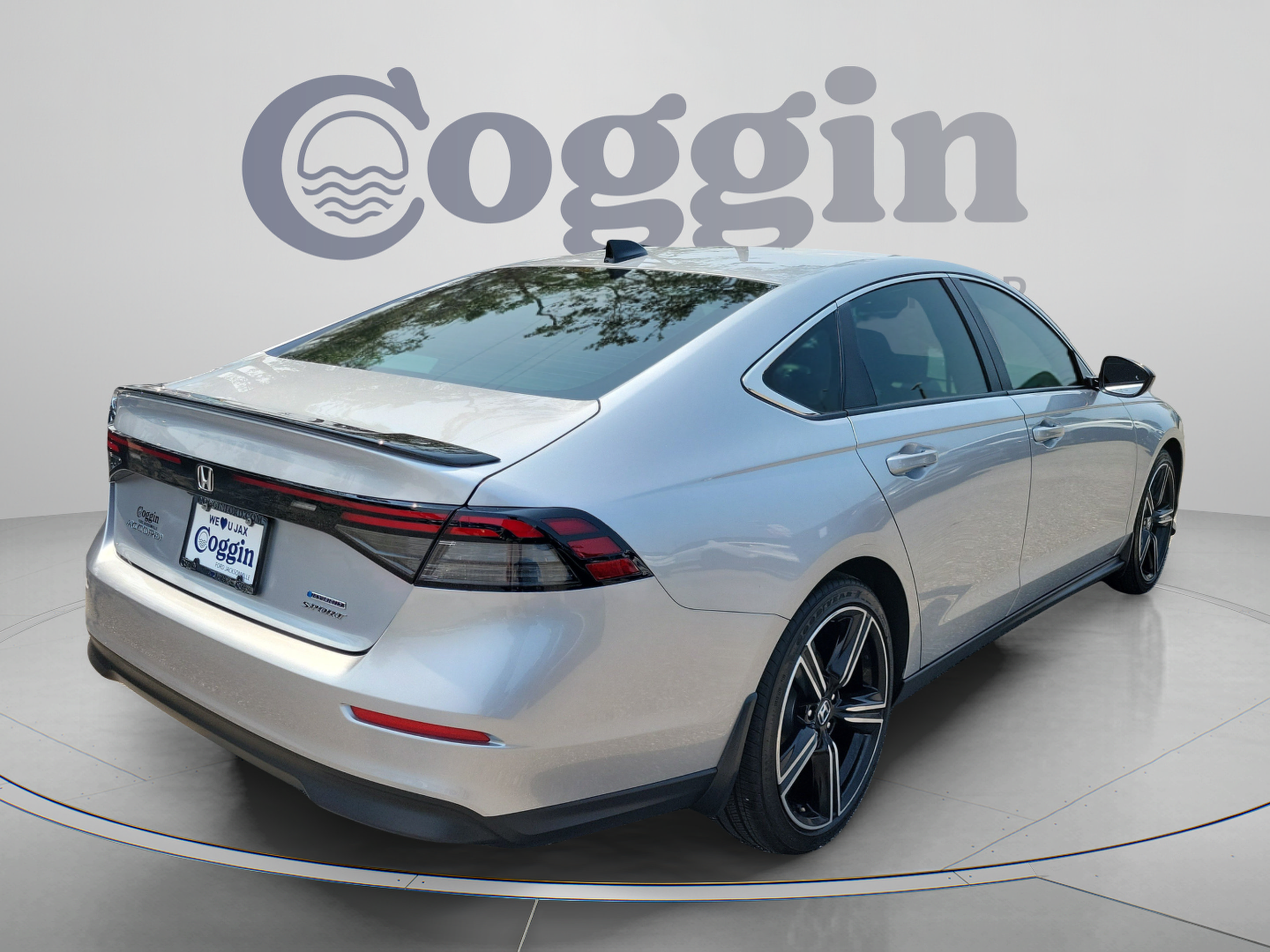 Used 2025 Honda Accord Sport image 3