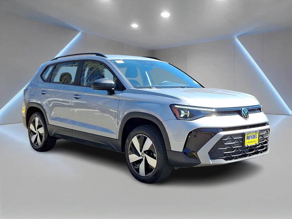 Certified 2025 Volkswagen Taos S image 3