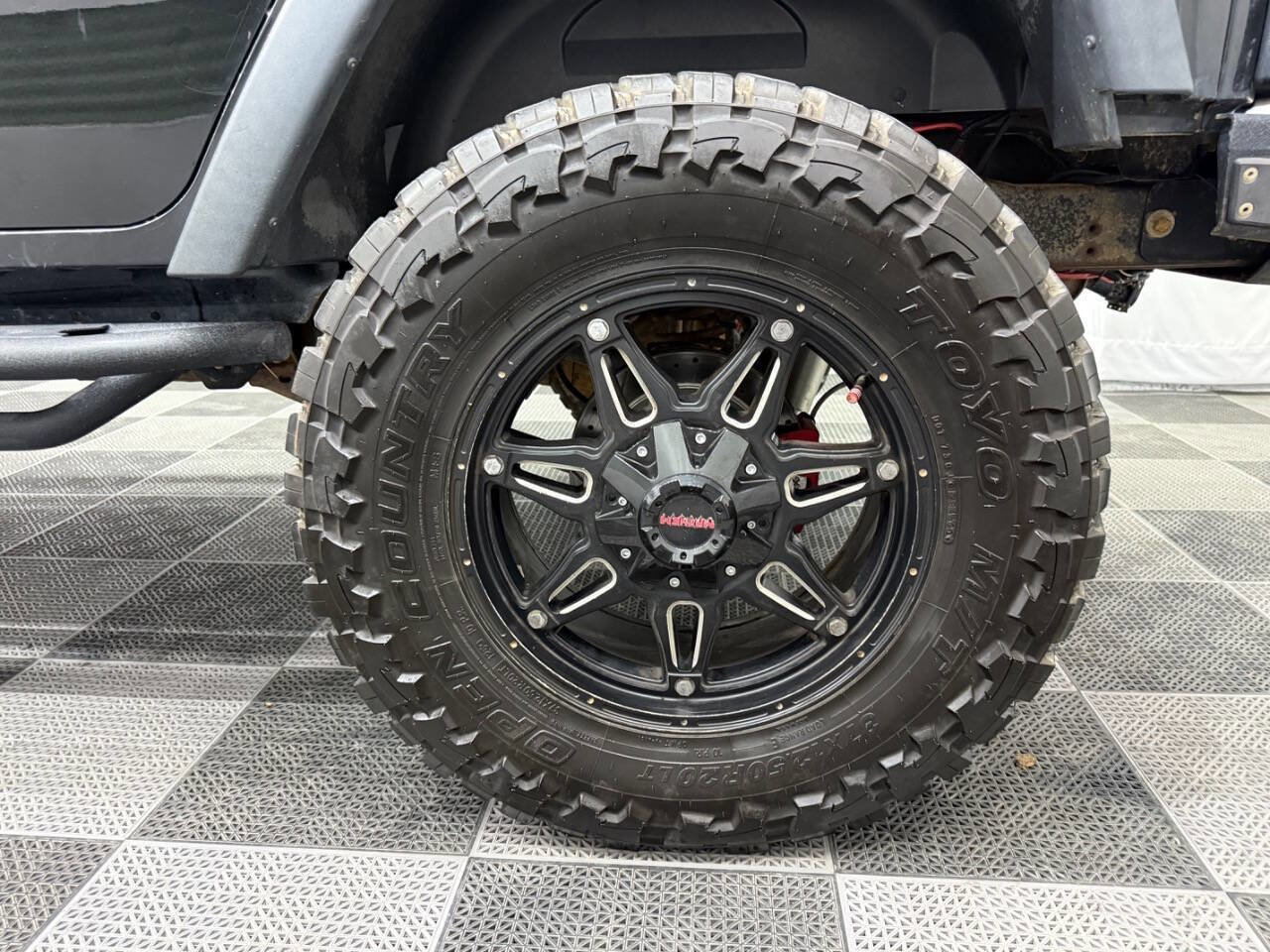 Used 2016 Jeep Wrangler Unlimited Rubicon w/ Max Tow Package image 13