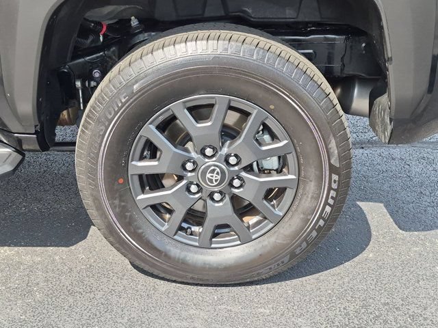 Certified 2025 Toyota 4Runner SR5 AWD/4WD image 8