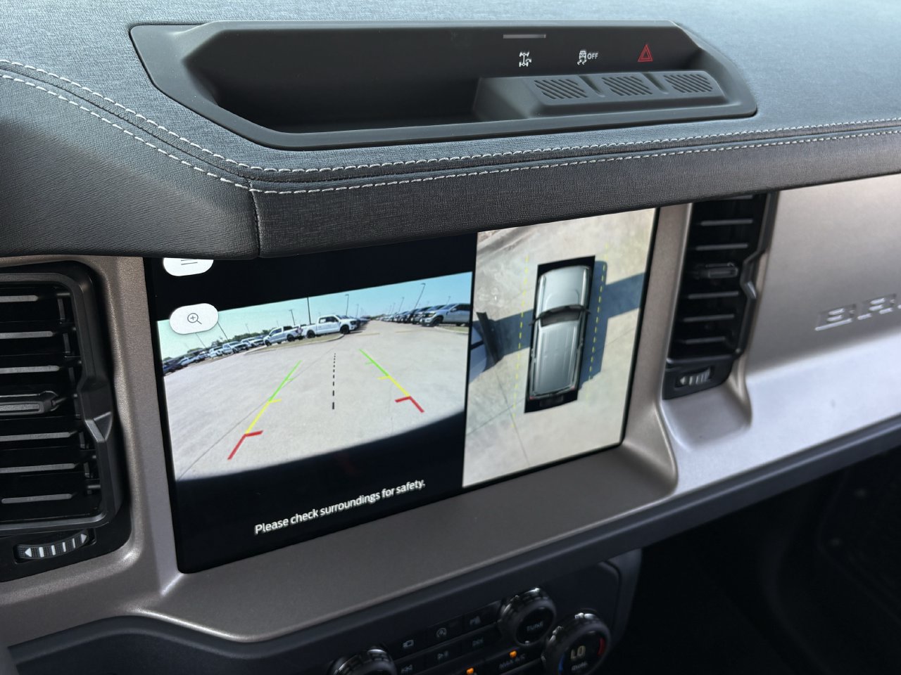 Used 2026 Ford Bronco Outer Banks AWD/4WD image 18
