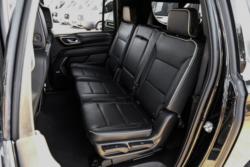 Used 2022 GMC Yukon XL SLT AWD/4WD image 41