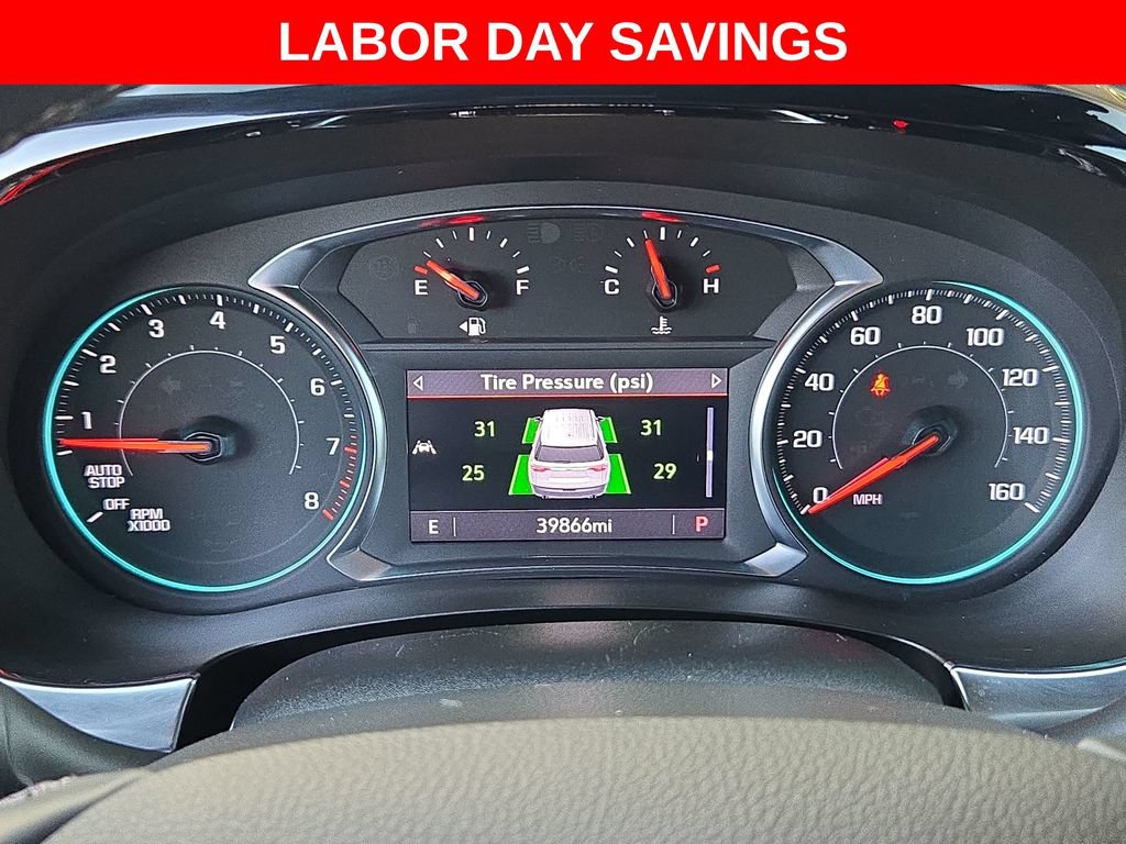 Used 2023 Chevrolet Traverse LT AWD/4WD image 24