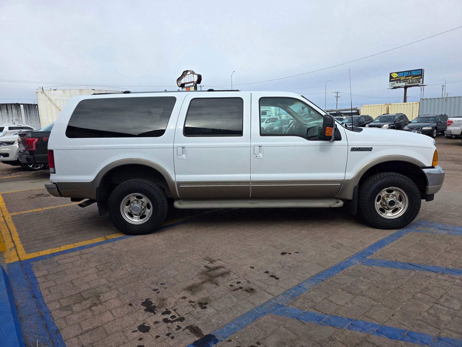 Used 2000 Ford Excursion Limited image 4