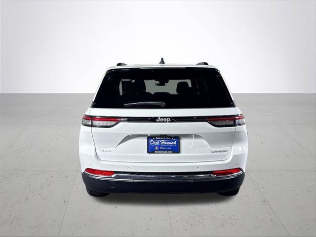 Certified 2025 Jeep Grand Cherokee Laredo AWD/4WD image 8