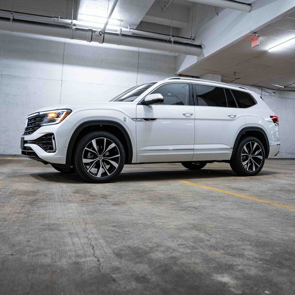 New 2026 Volkswagen Atlas SEL Premium R-Line image 3