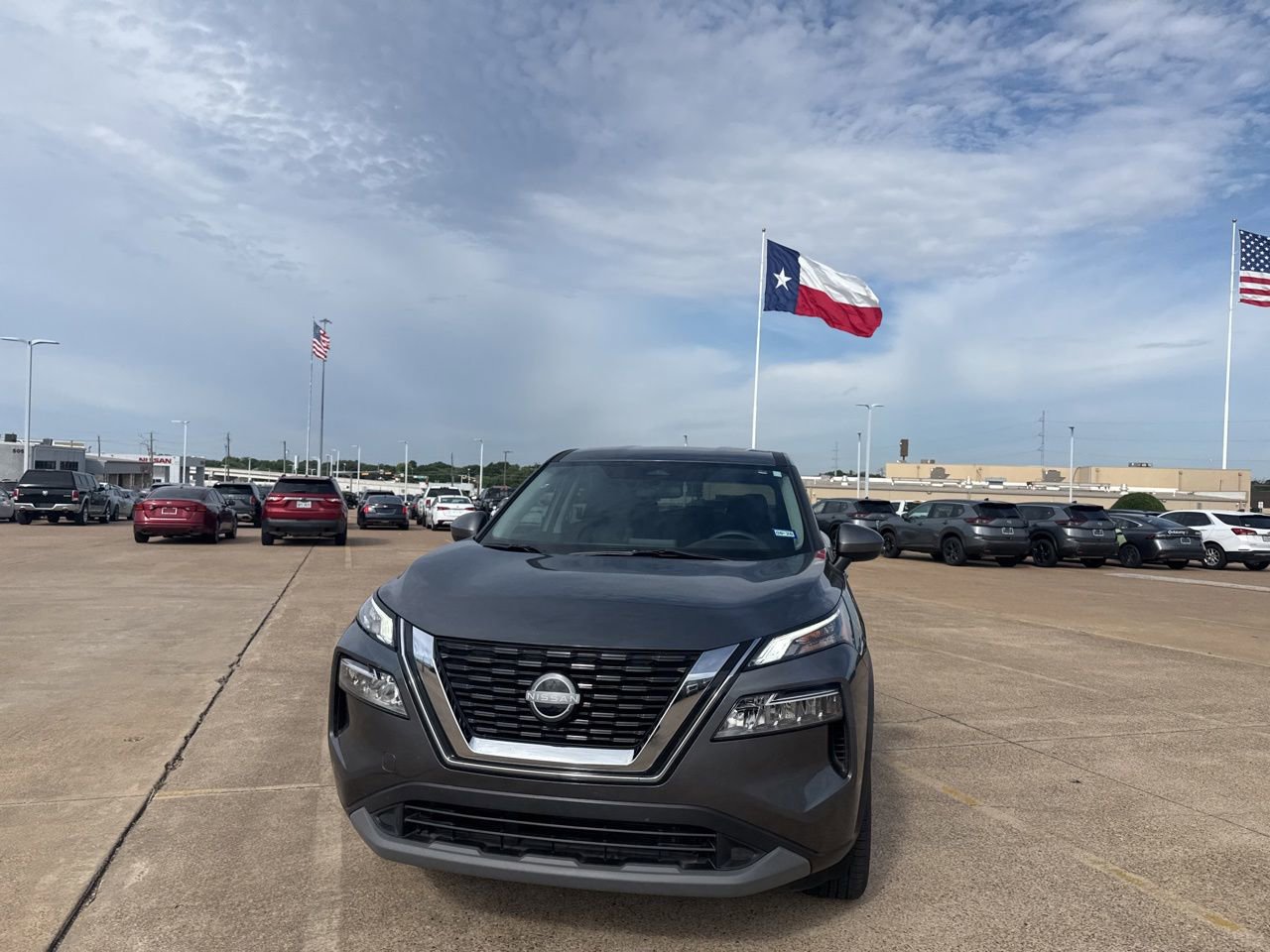 Certified 2023 Nissan Rogue SV FWD image 5