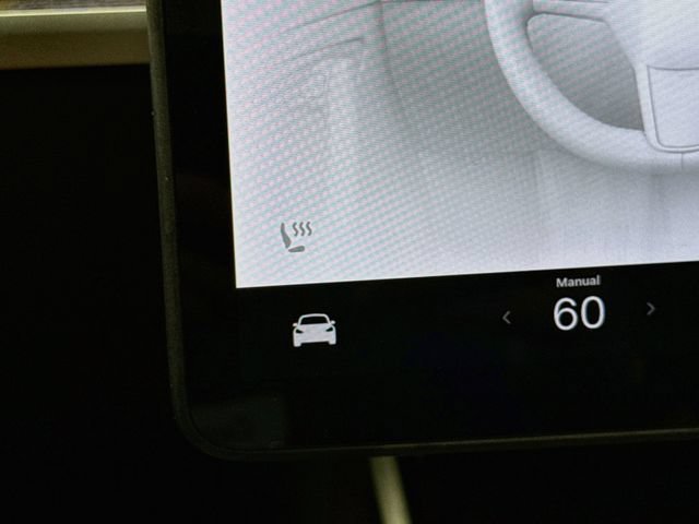 Used 2020 Tesla Model Y Performance AWD/4WD image 19