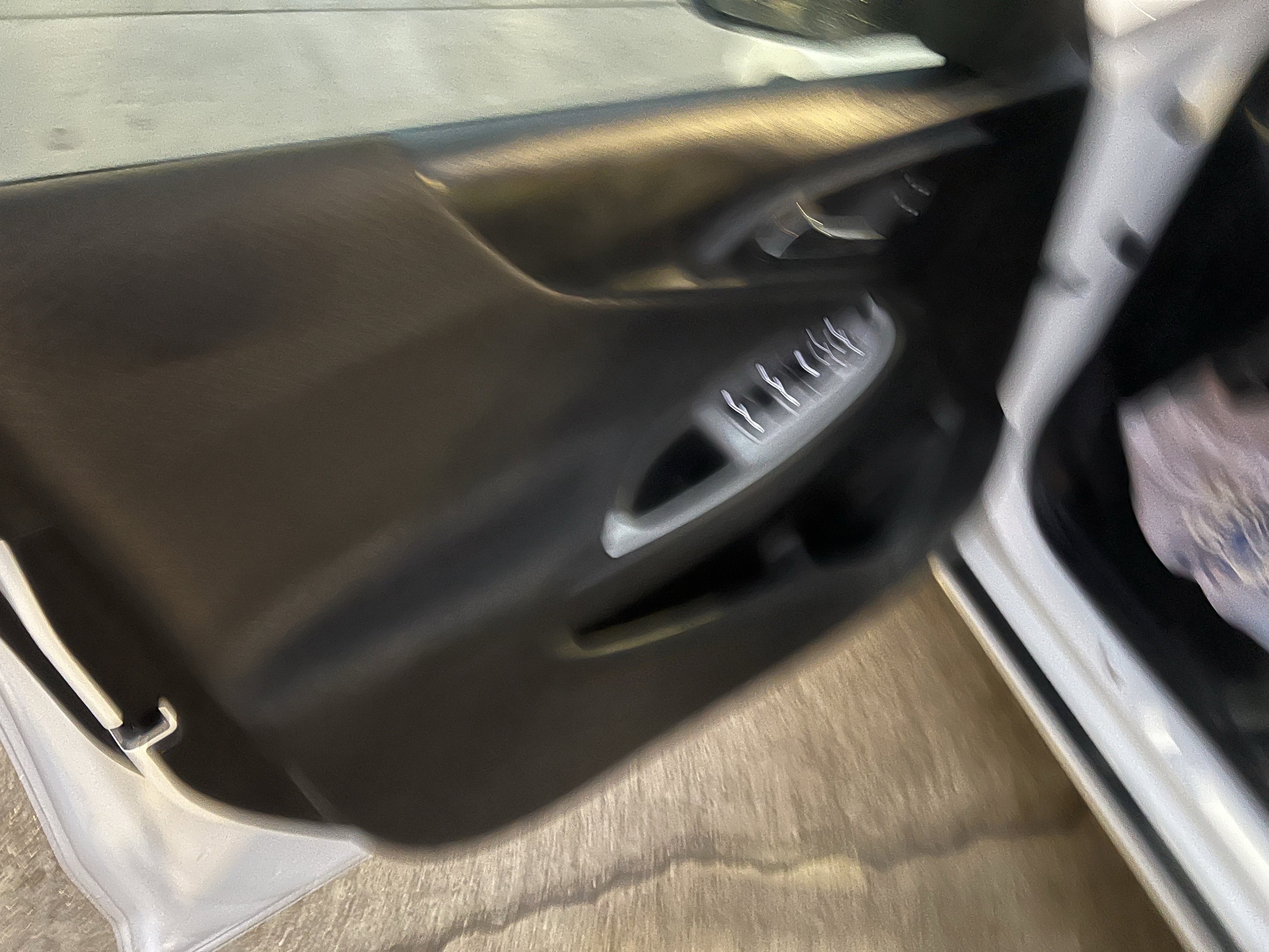 Used 2024 Chevrolet Malibu LT FWD image 13