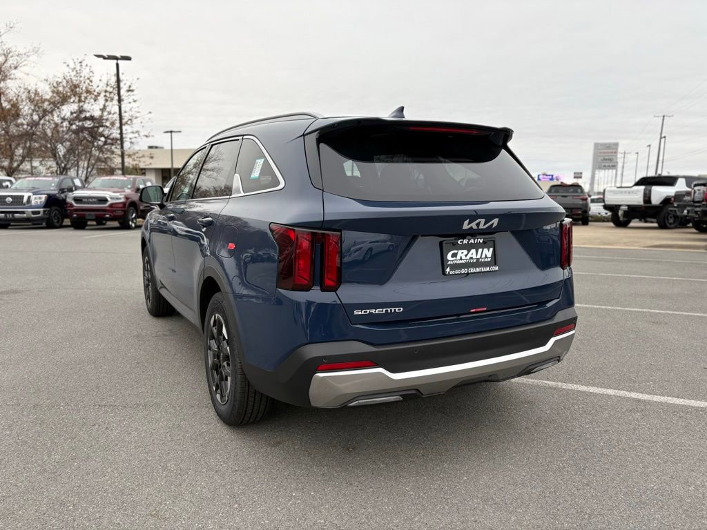 New 2026 Kia Sorento S w/ S Panoramic Sunroof Package FWD image 5