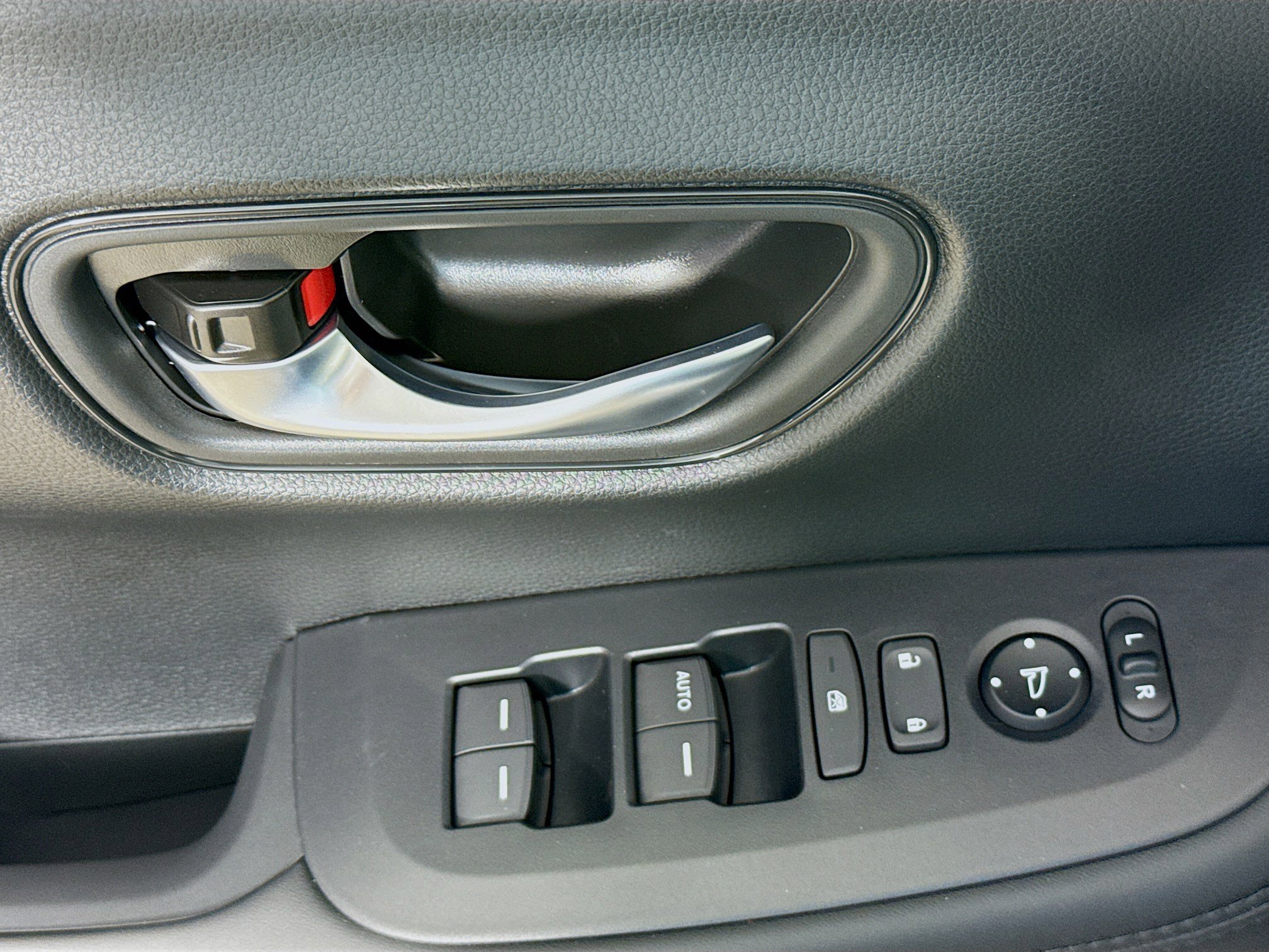 New 2026 Honda HR-V LX image 20